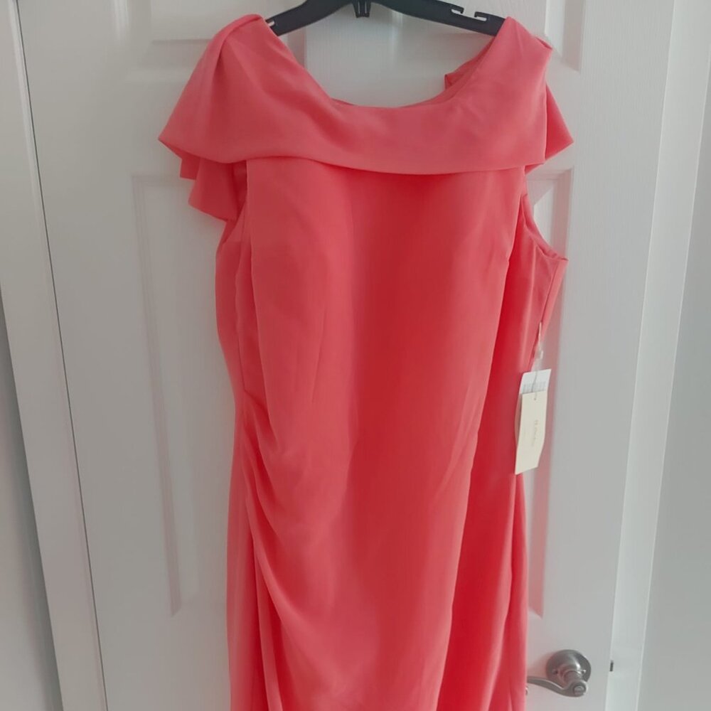TS COUTURE DRESS    nwt